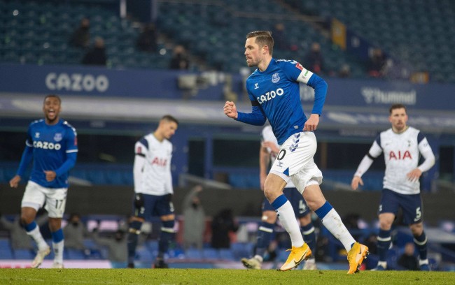 无论是球迷 无论是球迷