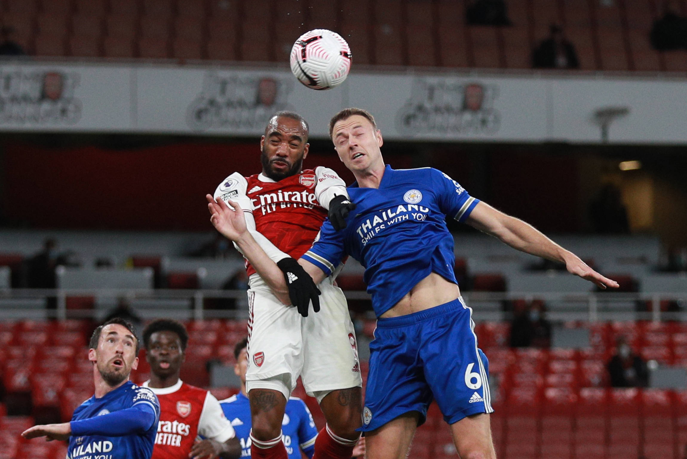 超赛场上发 超赛场上发